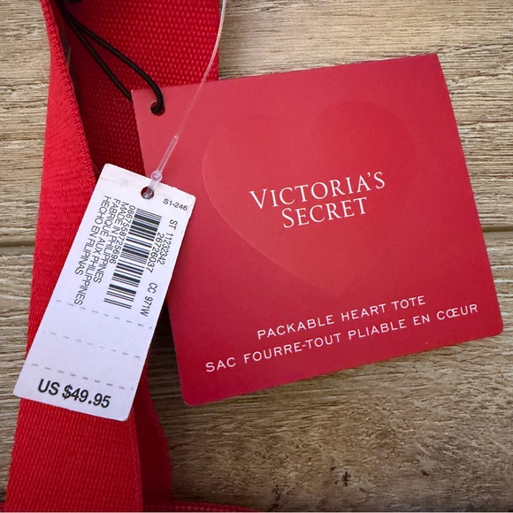 Victoria's Secret Red Heart Packable Tote Bag, a limited edition release NEW - Picture 10 of 10